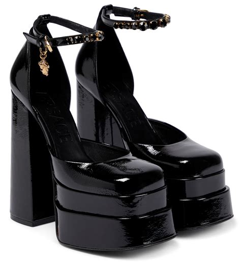 tacones versace medusa imitacion|Versace Platform Heels Dupes – 10 Lookalikes of the Medusa .